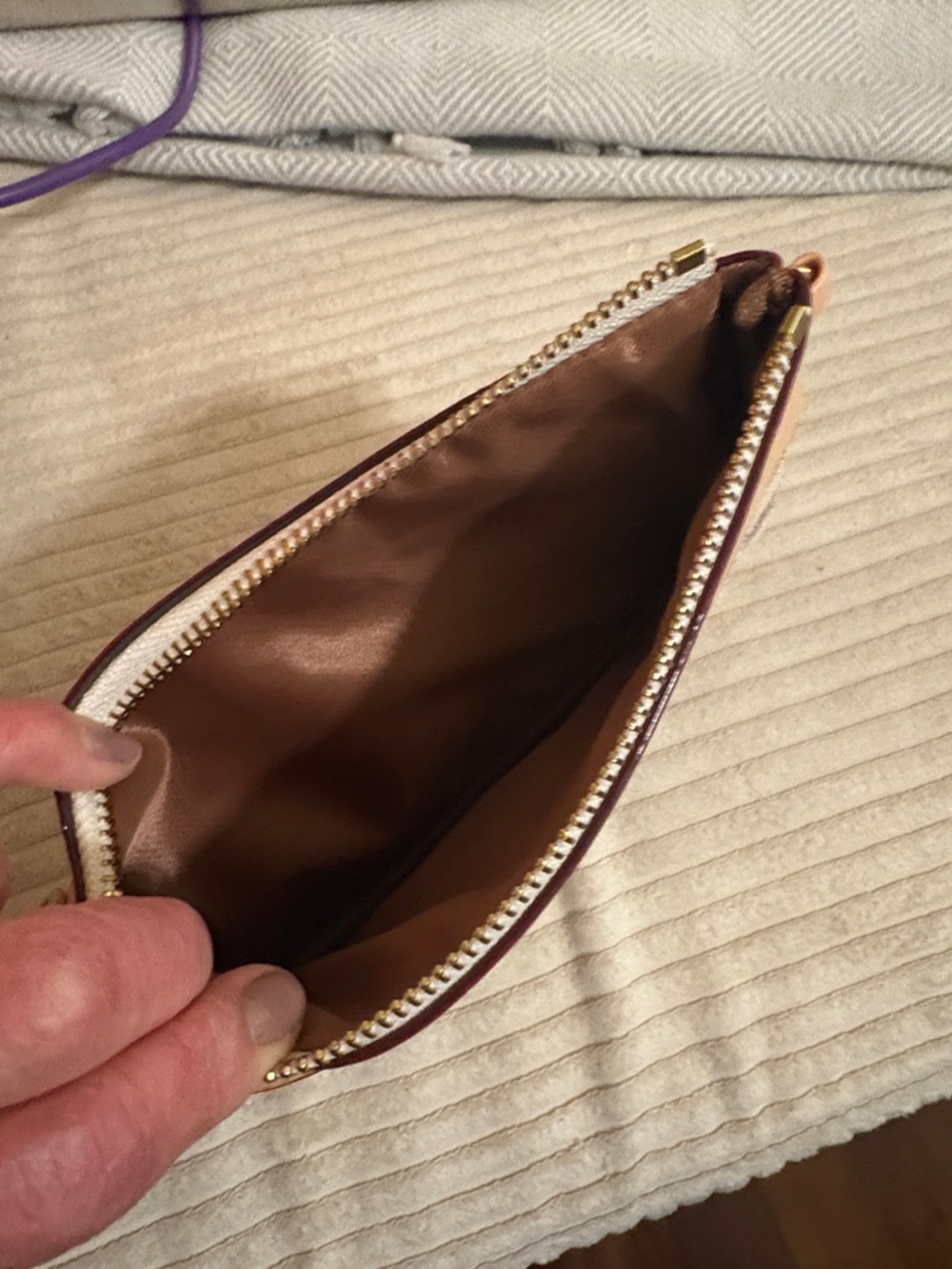 Beige and Brown Checkered zipper pouch - Picture 3 of 3